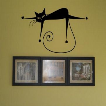 Коты На Стене Фото